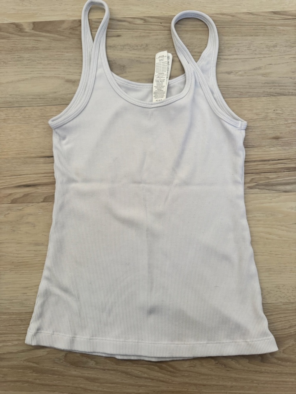 Alo Ribbed Prosper Tank - Picture 3 of 4